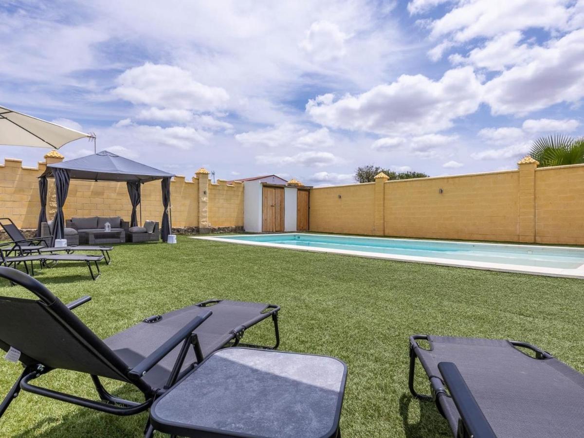 Villa Santa Teresa Vacacional Sevilla Dos Hermanas Eksteriør billede