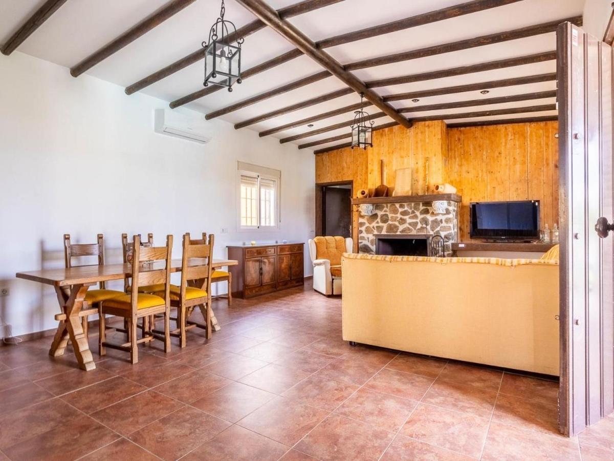 Villa Santa Teresa Vacacional Sevilla Dos Hermanas Eksteriør billede