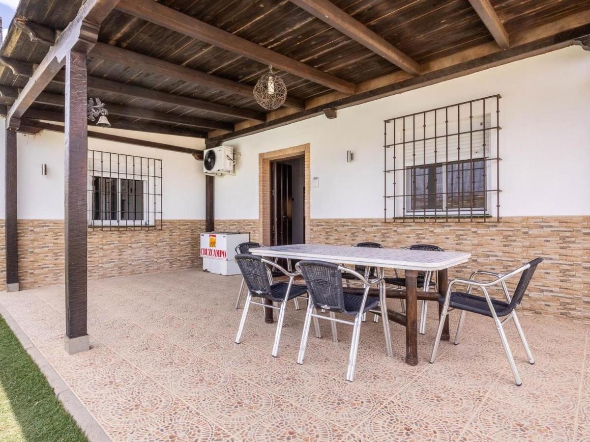 Villa Santa Teresa Vacacional Sevilla Dos Hermanas Eksteriør billede